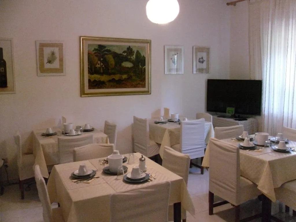 *** Alojamento de Acomodação e Pequeno-almoço B&B Fragus E Saboris De Sardigna Sadali Itália